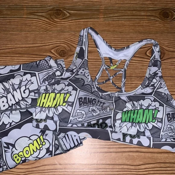 Feed Me Fight Me Crime Fighter Comic Strip Sportsbra, Size L - Picture 5 of 5